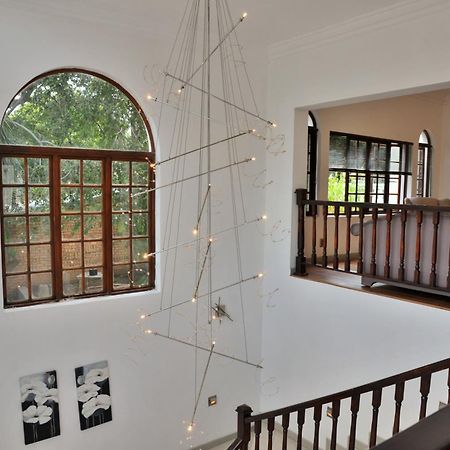 Indlovukazi Guesthouse Hartbeespoort Dış mekan fotoğraf