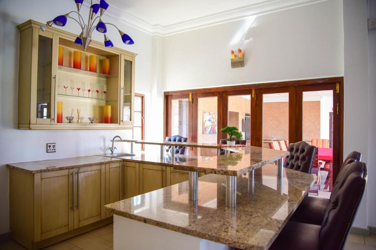 Indlovukazi Guesthouse Hartbeespoort Dış mekan fotoğraf