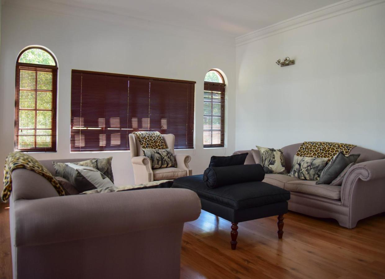 Indlovukazi Guesthouse Hartbeespoort Dış mekan fotoğraf