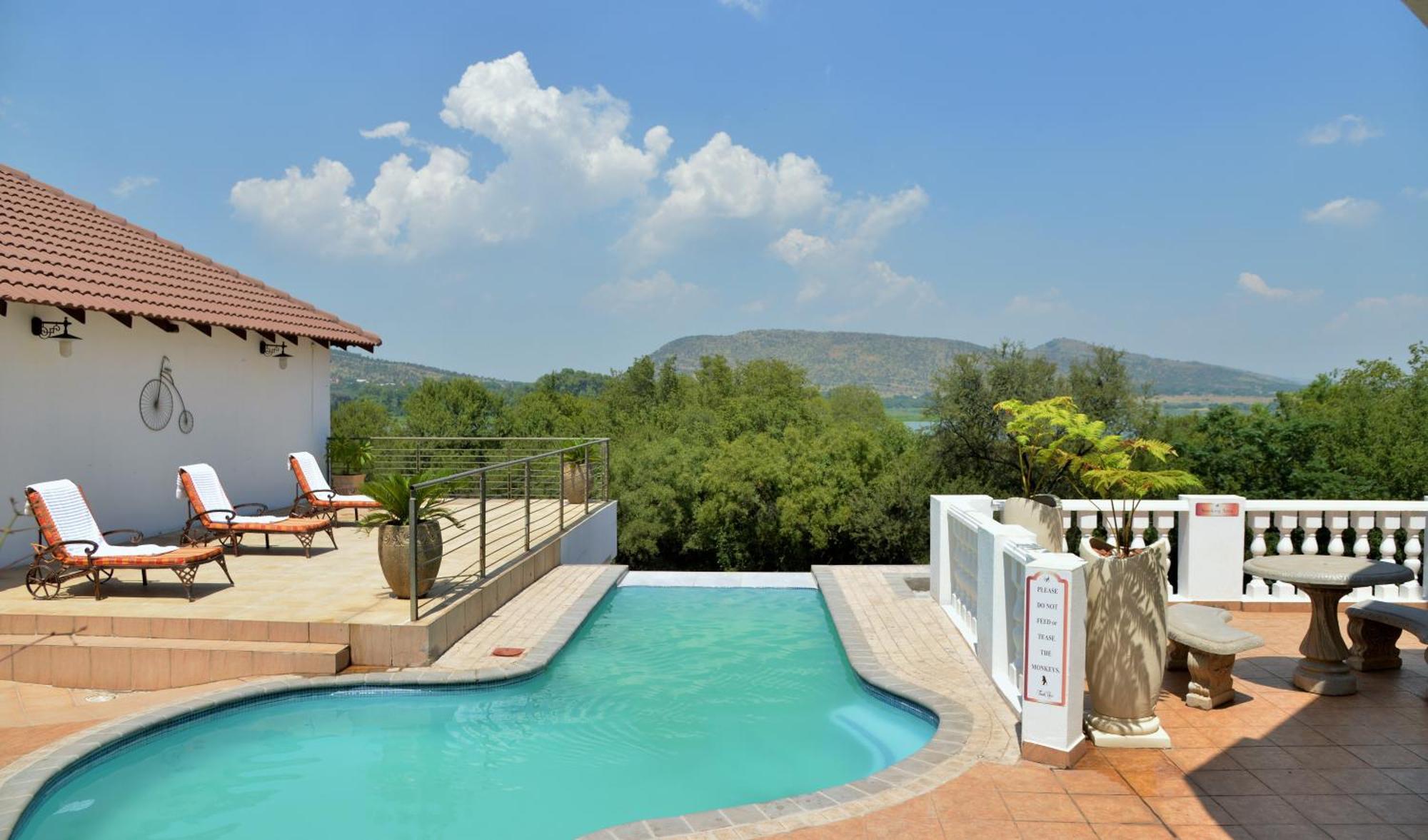 Indlovukazi Guesthouse Hartbeespoort Dış mekan fotoğraf